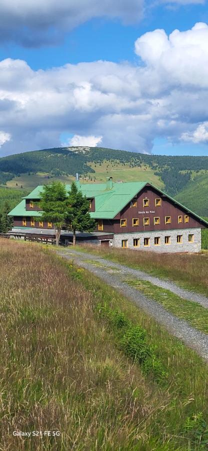 A Pousada Bouda Na Plani - Horska Bouda Špindlerŭv Mlýn Exterior foto